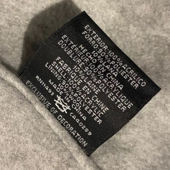 Women’s New Era NFL Indianapolis Colts Football Hat Beanie Stocking Cap Pom 🏈 - Picture 4 of 6